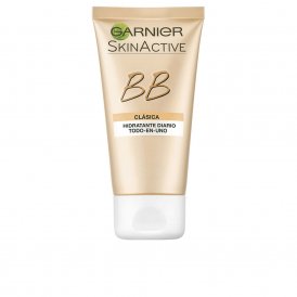 Garnier Hydrerande kräm med färg Skin Naturals Bb Cream Mellanton Medium 50 ml Spf 15 Nylon