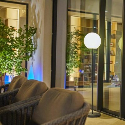 Lumisky Golvlampa H150 Grå Vit Metall