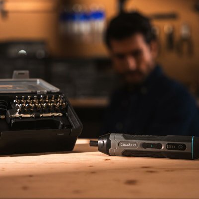 Cecotec Elektrisk skruvmejsel EasyGyro 3000 Pocket svart