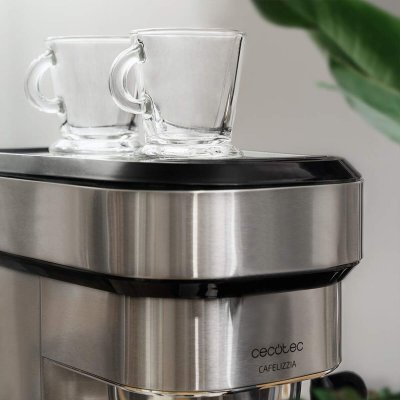 Cecotec Kaffemaskin Cafelizzia Steel 1, 2L 850W 20 bar espresso & cappuccino rostfritt stål