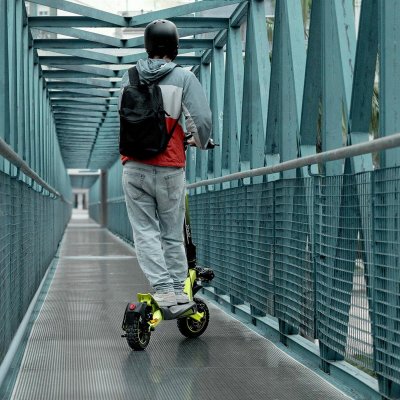 Cecotec Elscooter Bongo V55 2x2 Connected 1600 W Svart 25 km/h Aluminium